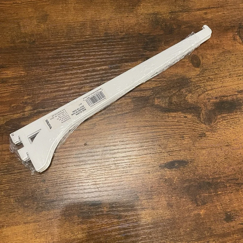✅(4) White Shelf Brackets 12.6